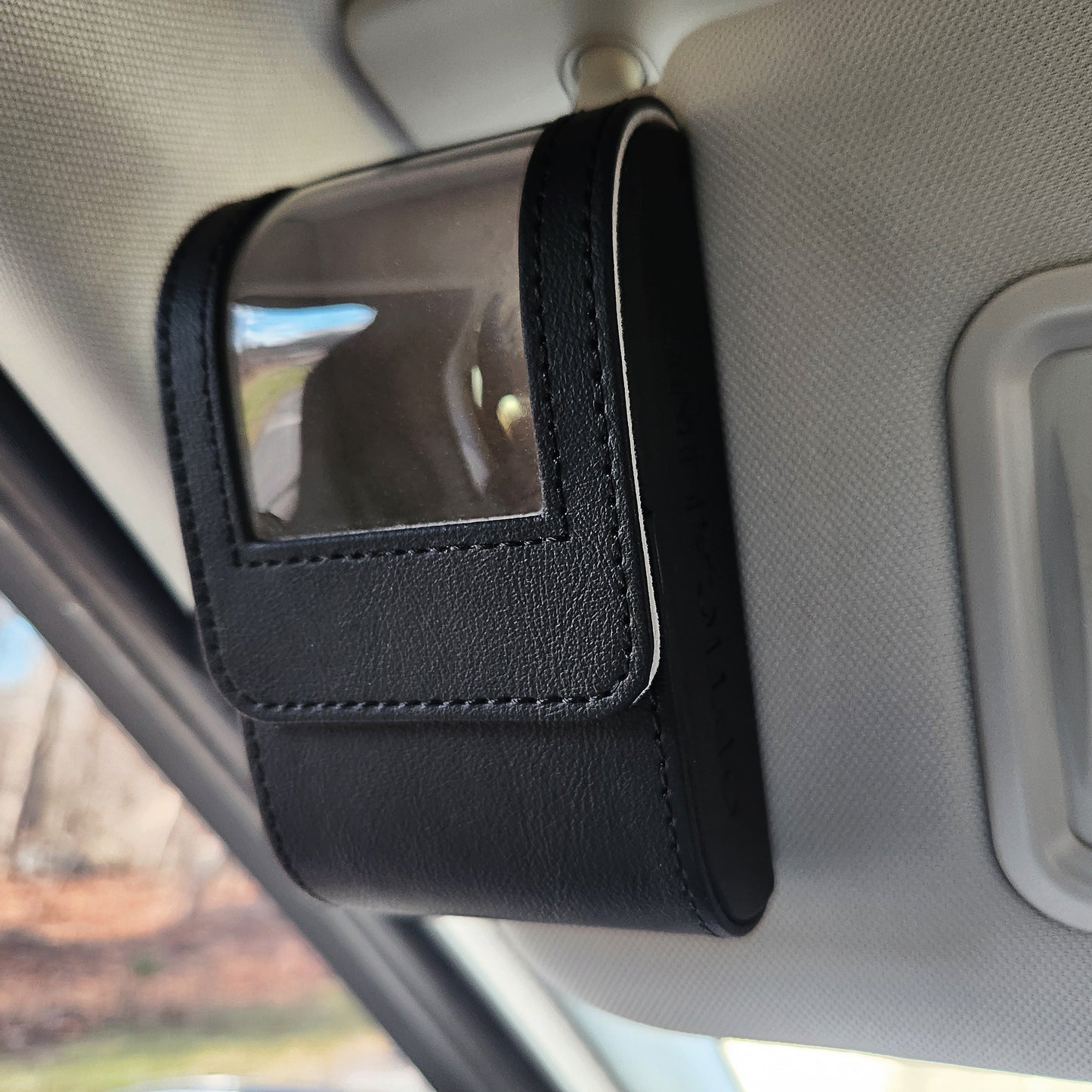 VISOR CLIP